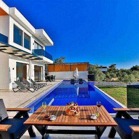 Villa Lycian-Kalkan 3 Bedroom-2 Jakuzzies-Sauna-Turkish Hamam-Huge Private Pool And Lovely Garden Kaş Extérieur photo